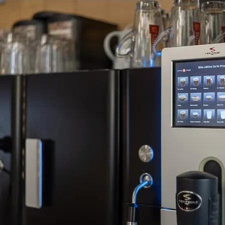 Bed & Breakfast Gaestehaus Cafe Heck 3*