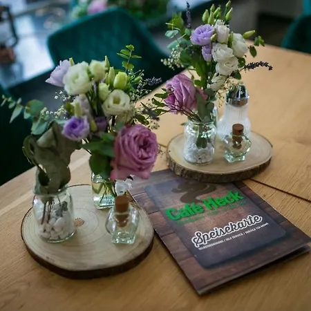 Gaestehaus Cafe Heck Bed & Breakfast Titisee-Neustadt
