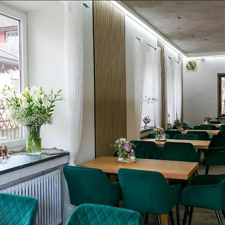 Gaestehaus Cafe Heck 3*