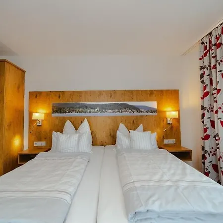 Gaestehaus Cafe Heck