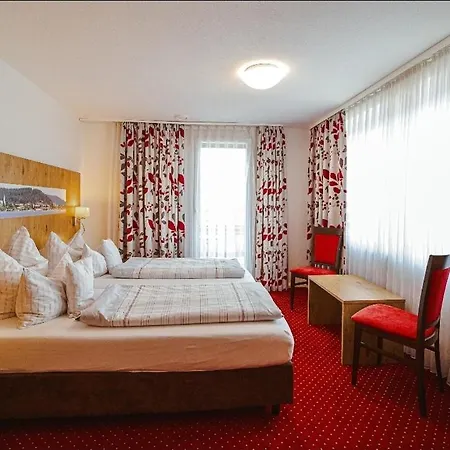 Gaestehaus Cafe Heck 3*