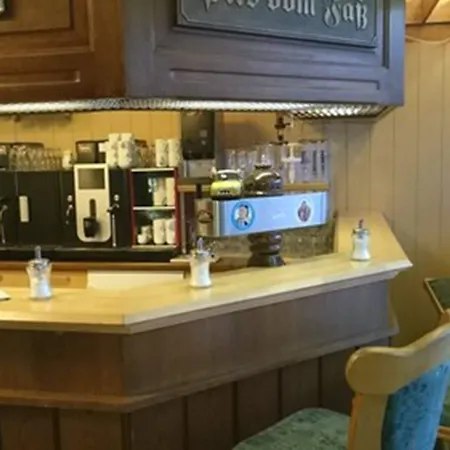 Bed & Breakfast Gaestehaus Cafe Heck 3*