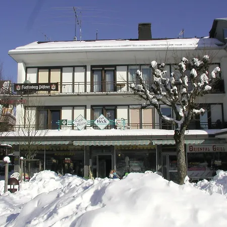Panzió Gaestehaus Cafe Heck Titisee-Neustadt