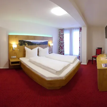 Bed & Breakfast Gaestehaus Cafe Heck 3*