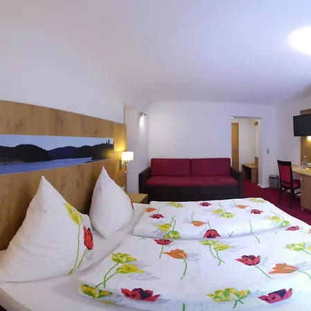 Gaestehaus Cafe Heck 3*