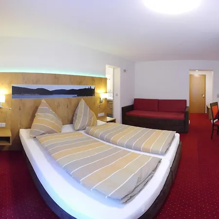 Gaestehaus Cafe Heck 3* Titisee-Neustadt